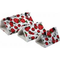 Pado Strawberry Pattern Triangular Bird House 17x12x12cm (1pcs)