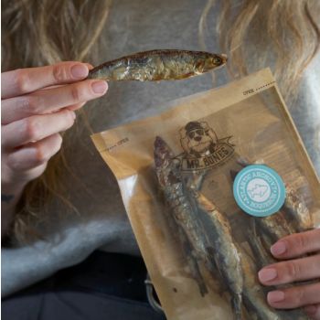  Mr Bones Atlantic anchovy is a snack for dogs and cats 50 gr 